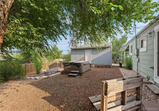 Photo 3 of Single family home for sale at 250 S Zenobia St, Denver, CO 80219 | MLS# 8930190 | Listing updated on 2026-08-12