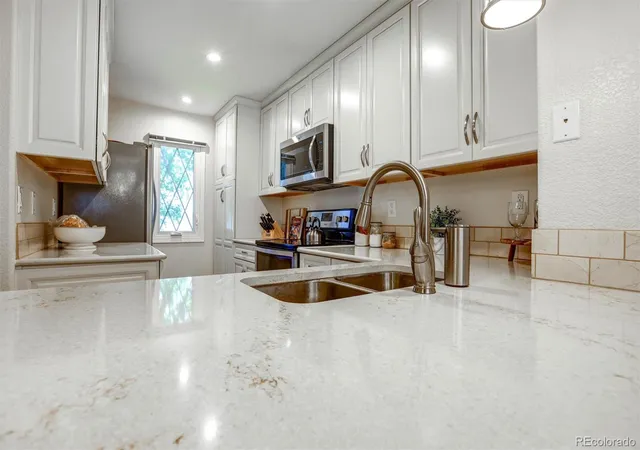 Photo 3 of Townhouse for sale at 8210 S Fillmore Cir, Centennial, CO 80122 | MLS# 4589551 | Listing updated on 2026-09-23