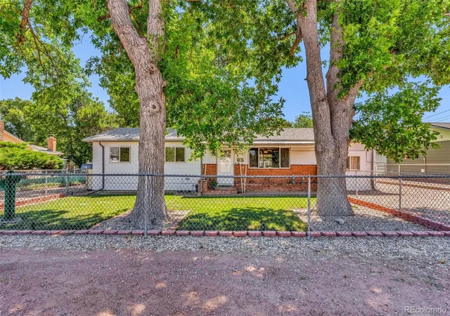 1st image of 1536 Logan St, Canon City, CO 81212 | MLS# 1883609