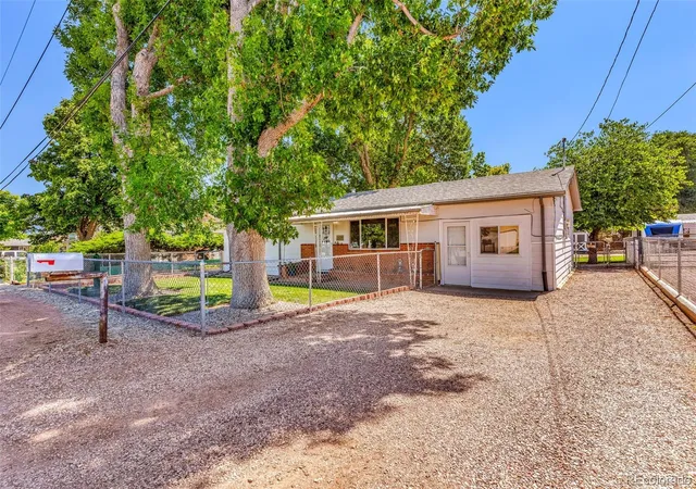 3rd image of 1536 Logan St, Canon City, CO 81212 | MLS# 1883609