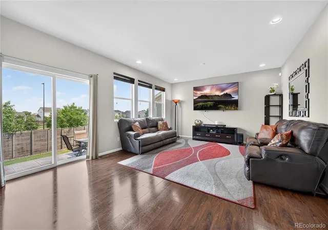 4th image of 15803 E Warner Dr, Denver, CO 80239 | MLS# 7157504