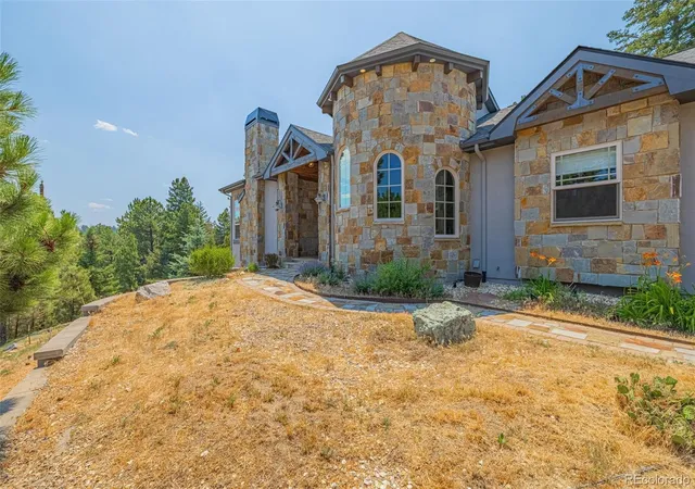 Homes for sale in Larkspur, CO | 5596 Osage Wy, Larkspur, CO 80118 | MLS# 3717434