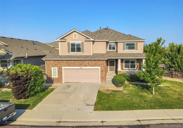 Photo 1 of Single family home for sale at 5023 S Shawnee St, Aurora, CO 80015 | MLS# 4227283 | Listing updated on 2026-10-19