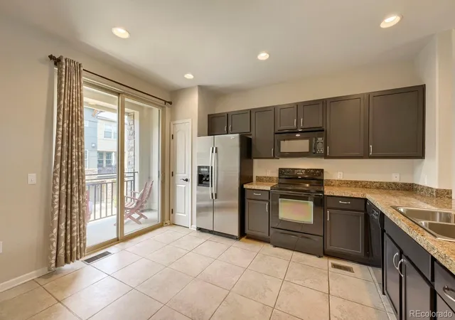 Homes for sale in Broomfield, CO | 13516 Via Varra, Broomfield, CO 80020 | MLS# 3479913