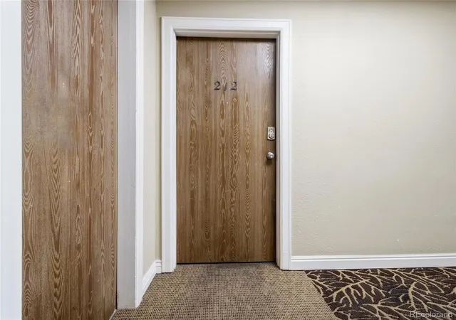 Listing Photo 4 - Condo for sale in building located at 2101 S Josephine St, Denver, CO 80210 - Unit #212