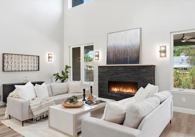 Photo 2 of Single family home for sale at 6181 S Spotswood St, Littleton, CO 80120 | MLS# 6320594 | Listing updated on 2026-09-04