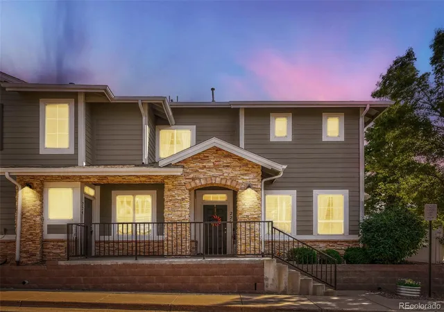 1st image of 226 Whitehaven Cir, Highlands Ranch, CO 80129 | MLS# 8145474