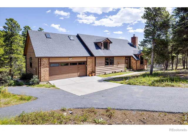 Homes for sale in Golden, CO | 10212 Dowdle Dr, Golden, CO 80403 | MLS# IR1063341