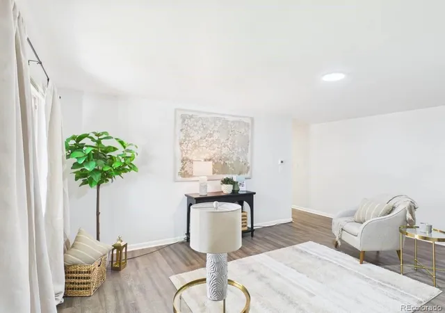 4th image of 4570 Hoyt St, Wheat Ridge, CO 80033 | MLS# 2342256