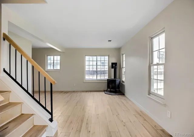 3rd image of 12506 Forest Dr, Thornton, CO 80241 | MLS# 6488556