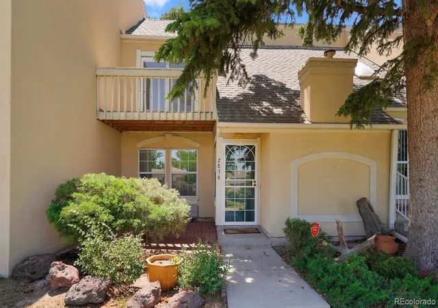 Photo 1 of Townhouse for sale at 2836 S Vaughn Way, Aurora, CO 80014 | MLS# 5606724 | Listing updated on 2026-08-22