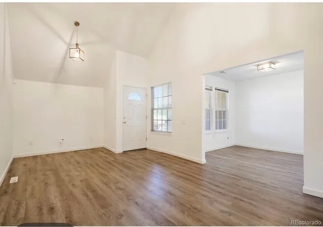 Photo 3 of Townhouse for sale at 2836 S Vaughn Way, Aurora, CO 80014 | MLS# 5606724 | Listing updated on 2026-08-22