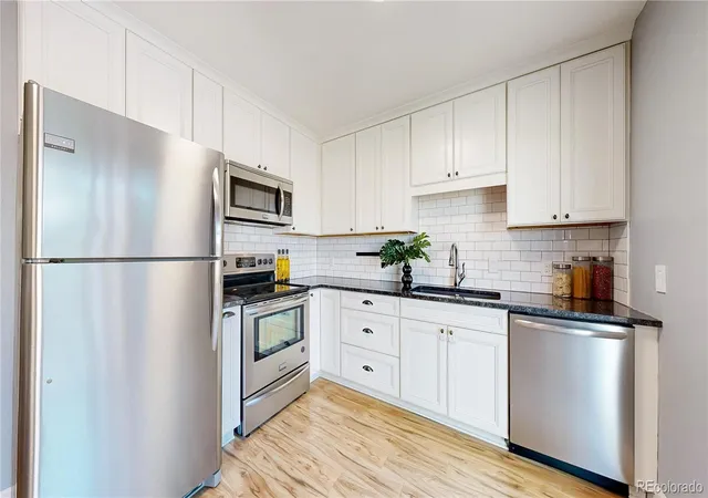 Listing Photo 3 - Condo for sale in building located at 3840 Broadway St, Boulder, CO 80304 - Unit #26