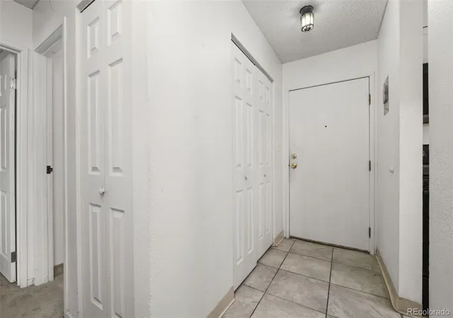 Listing Photo 4 - Condo for sale in building located at 140 E Highline Cir, Centennial, CO 80122 - Unit #108