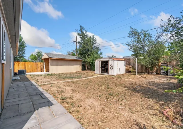 20th image of 886 Kingston St, Aurora, CO 80010 | MLS# 6330871