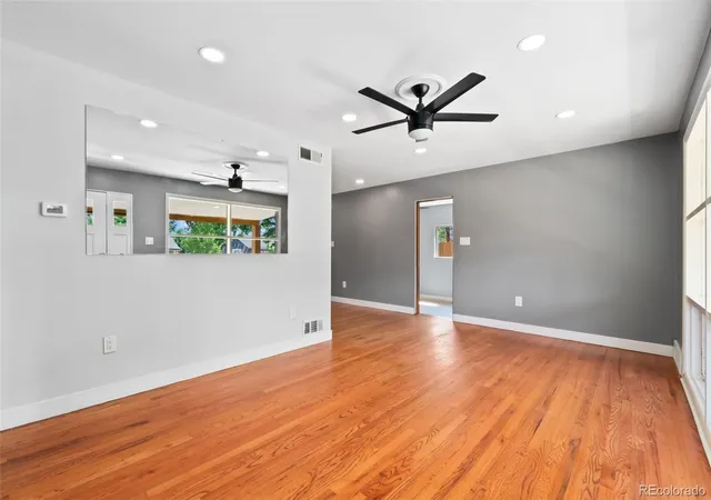 5th image of 886 Kingston St, Aurora, CO 80010 | MLS# 6330871