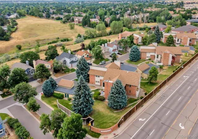 Listing Photo 2 - Condo for sale in building located at 7857 S University Wy, Centennial, CO 80122 - Unit #