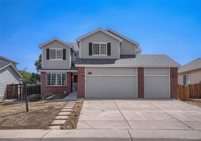 Photo 1 of Single family home for sale at 2366 S Genoa St, Aurora, CO 80013 | MLS# 2087177 | Listing updated on 2026-08-19