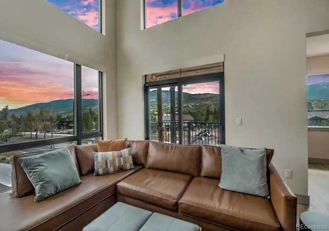 3rd image of 37 W 4Th St #301E, Silverthorne, CO 80498 | MLS# 4031220