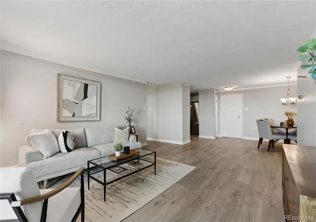Listing Photo 5 - Condo for sale in building located at 1029 E 8Th Ave, Denver, CO 80218 - Unit #702