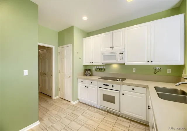 5th image of 7594 Pineridge Trl, Castle Pines, CO 80108 | MLS# 1995436