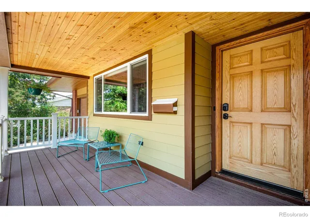 Photo 3 of Single family home for sale at 1010 Hartford Dr, Boulder, CO 80305 | MLS# IR1063389 | Listing updated on 2026-09-01