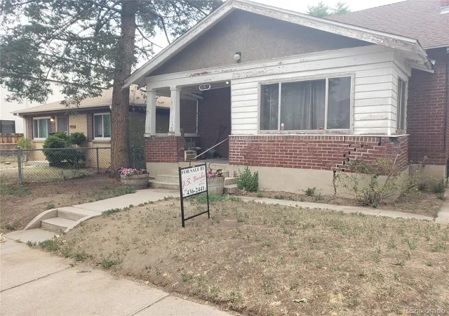 Photo 1 of Single family home for sale at 2264 S Lincoln St, Denver, CO 80210 | MLS# 3863718 | Listing updated on 2026-08-31