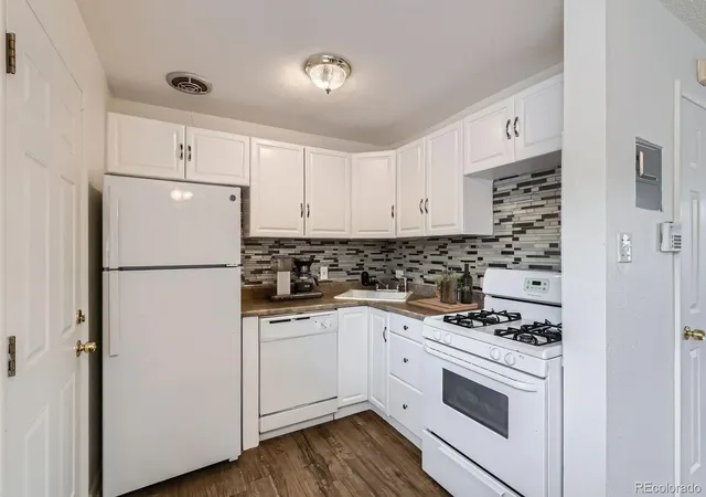 Photo 4 of Single family home for sale at 1525 Xenia St, Denver, CO 80220 | MLS# 3553134 | Listing updated on 2026-07-20