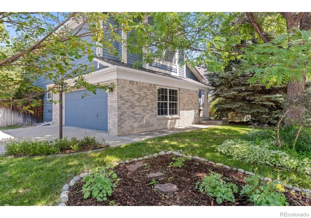 Homes for sale in Lafayette, CO | 434 Pinewood Cir, Lafayette, CO 80026 | MLS# IR1063411
