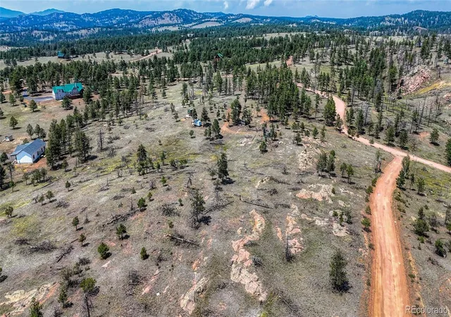 Homes for sale in Florissant, CO | 617 Chateau Vis, Florissant, CO 80816 | MLS# 3312963