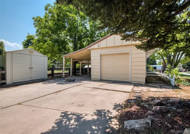 Homes for sale in Centennial, CO | 8584 E Briarwood Pl, Centennial, CO 80112 | MLS# 2664583