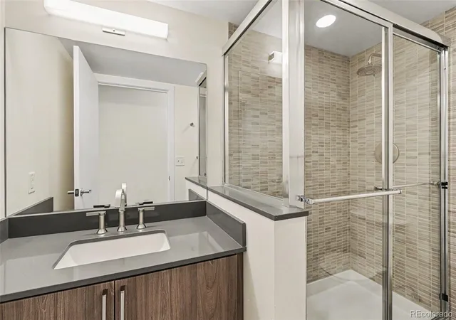 3rd image of 1495 Vrain St #409, Denver, CO 80204 | MLS# 9693589