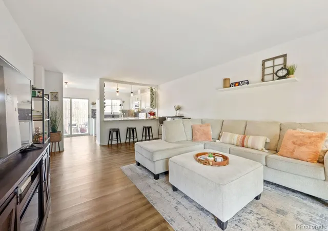 4th image of 6495 E Happy Canyon Rd #96, Denver, CO 80237 | MLS# 3134631