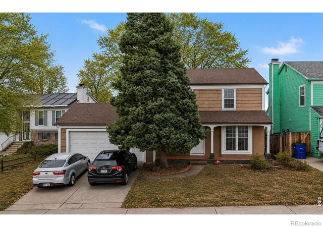 Photo 2 of Single family home for sale at 19695 E Hamilton Pl, Aurora, CO 80013 | MLS# IR1063426 | Listing updated on 2026-09-02