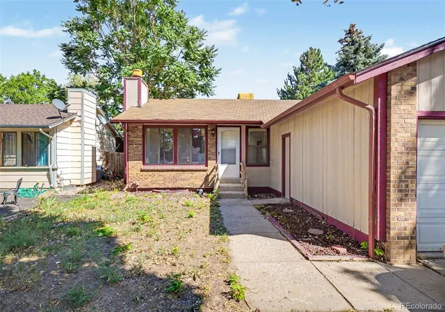 Photo 1 of Single family home for sale at 3568 S Ouray Cir, Aurora, CO 80013 | MLS# 8086074 | Listing updated on 2026-09-30
