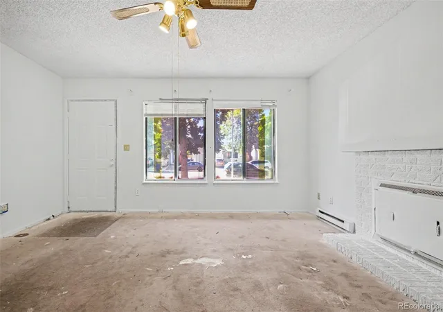 Photo 3 of Single family home for sale at 3568 S Ouray Cir, Aurora, CO 80013 | MLS# 8086074 | Listing updated on 2026-09-30