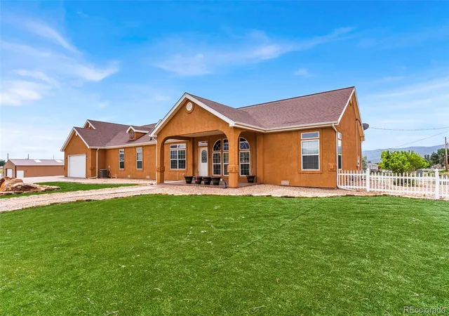 5th image of 744 North St, Canon City, CO 81212 | MLS# 8575150