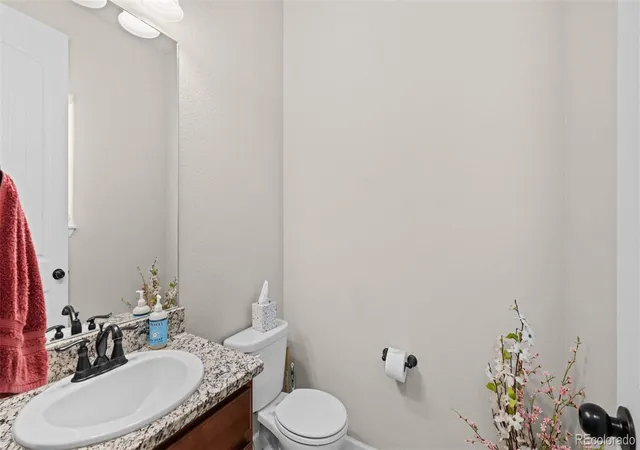 Photo 5 of Single family home for sale at 7643 Peachleaf Dr, Colorado Springs, CO 80925 | MLS# 4740843 | Listing updated on 2026-08-25