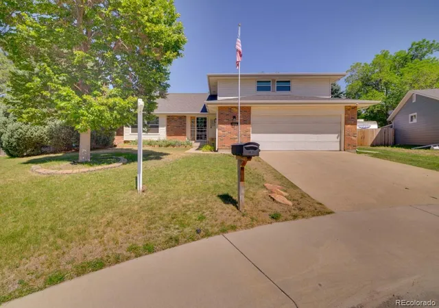 Photo 2 of Single family home for sale at 6566 S Ammons Ct, Littleton, CO 80123 | MLS# 6121199 | Listing updated on 2026-10-08