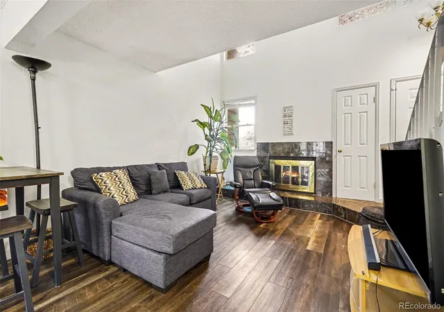 Photo 3 of Townhouse for sale at 11576 E Bayaud Dr, Aurora, CO 80012 | MLS# 7398127 | Listing updated on 2026-09-22