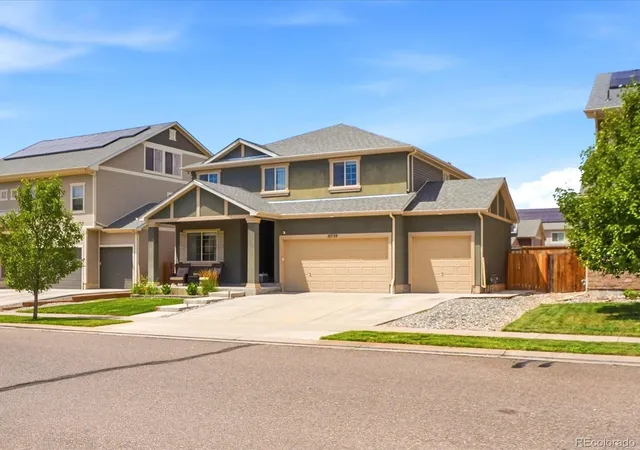 Photo 4 of Single family home for sale at 10739 Worchester Way, Commerce City, CO 80022 | MLS# 4657211 | Listing updated on 2026-09-26