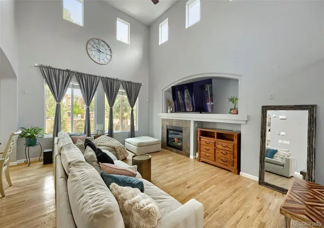 Photo 3 of Single family home for sale at 15655 E Kettle Pl, Centennial, CO 80112 | MLS# 7515851 | Listing updated on 2026-08-10