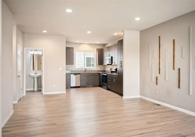 3rd image of 11250 Florence St #C, Commerce City, CO 80640 | MLS# 5368911