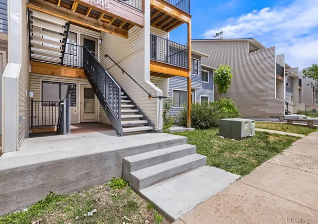 3rd image of 7845 Barbara Ann Dr, Arvada, CO 80004