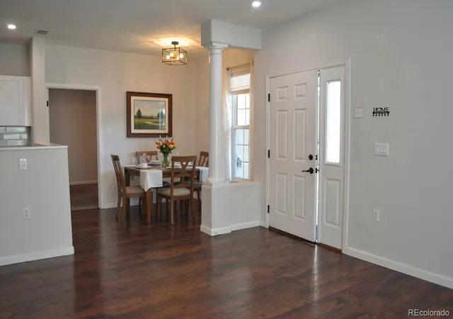 2nd image of 4085 S Crystal Cir #101, Aurora, CO 80014 | MLS# 7578998