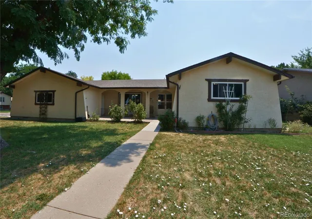 Homes for sale in Pueblo, CO | 2 Verdosa Dr, Pueblo, CO 81005 | MLS# 7488999