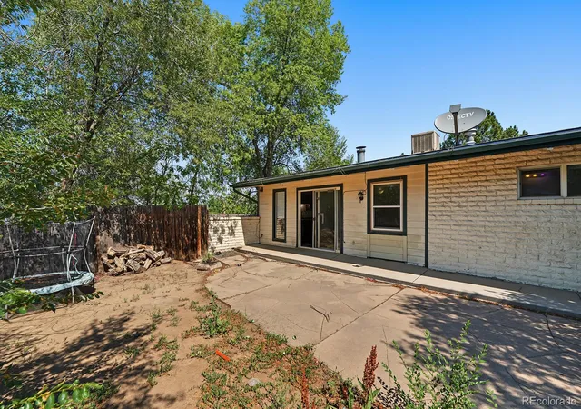 3rd image of 539 Gray Ct, Lakewood, CO 80226 | MLS# 6460571