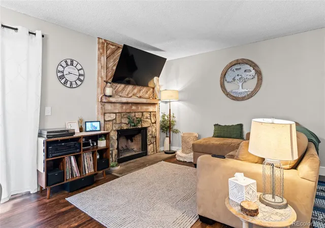 3rd image of 14150 E Temple Dr, Aurora, CO 80015