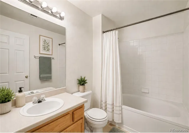 5th image of 3271 E 103rd Pl, Thornton, CO 80229