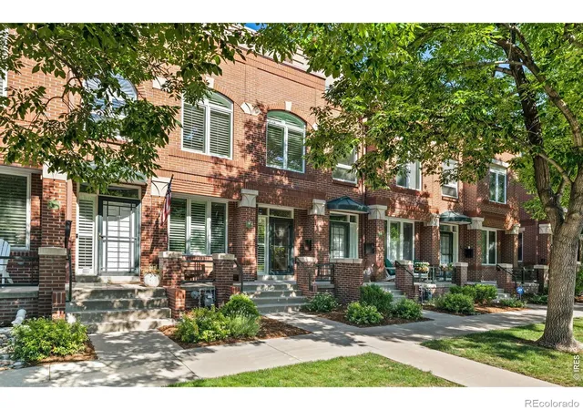 Photo 1 of Townhouse for sale at 6 S Monroe St, Denver, CO 80209 | MLS# IR1063482 | Listing updated on 2026-10-22